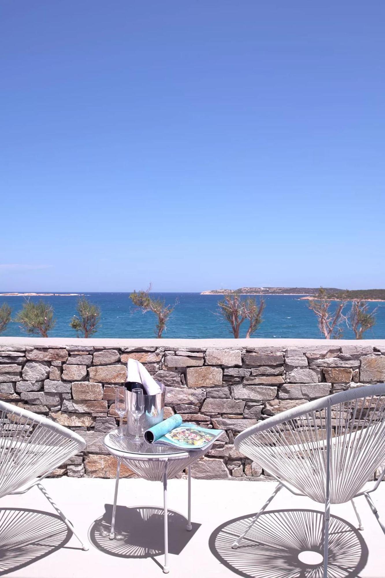 Paros Comfy Suites ナウサ エクステリア 写真
