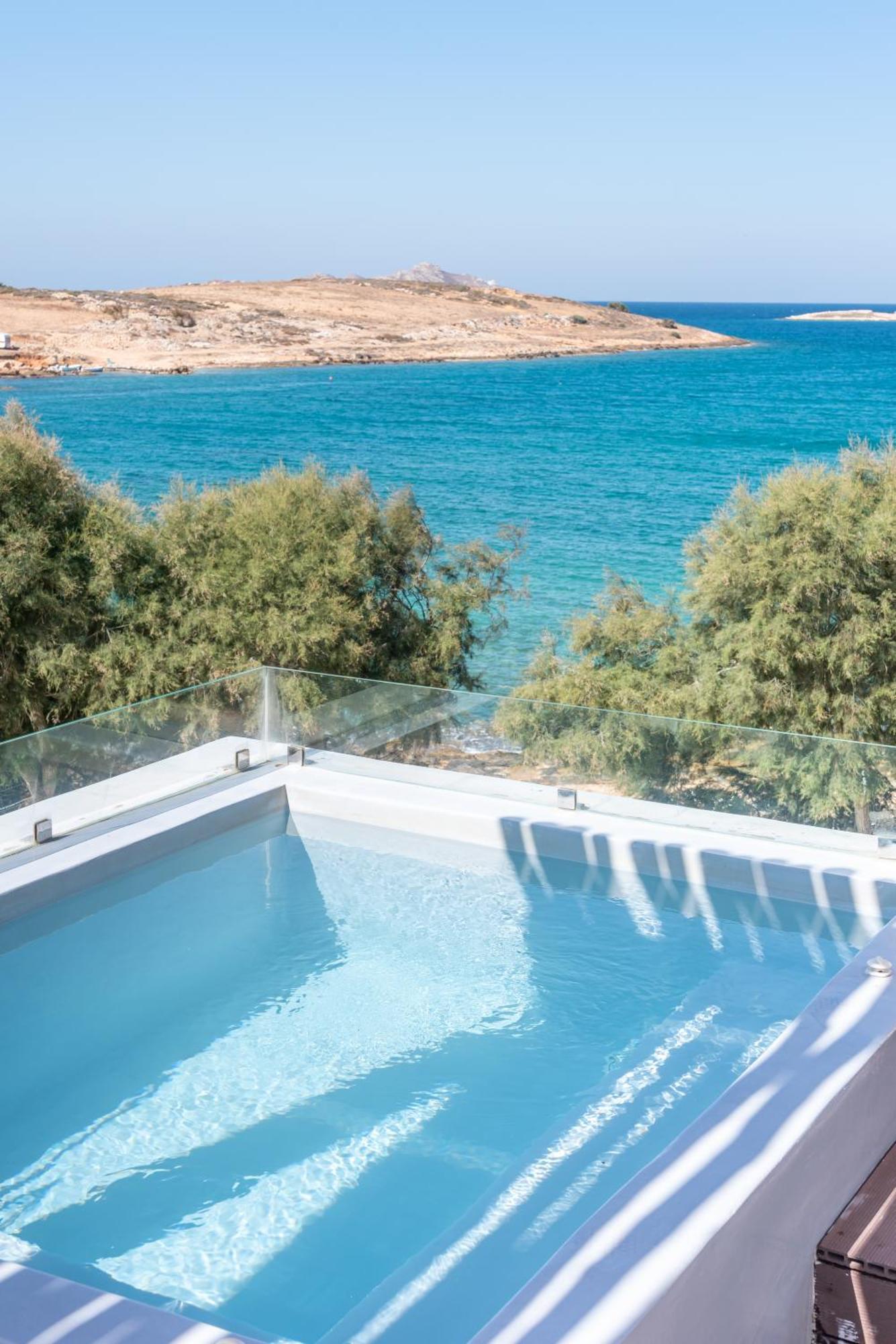 Paros Comfy Suites ナウサ エクステリア 写真