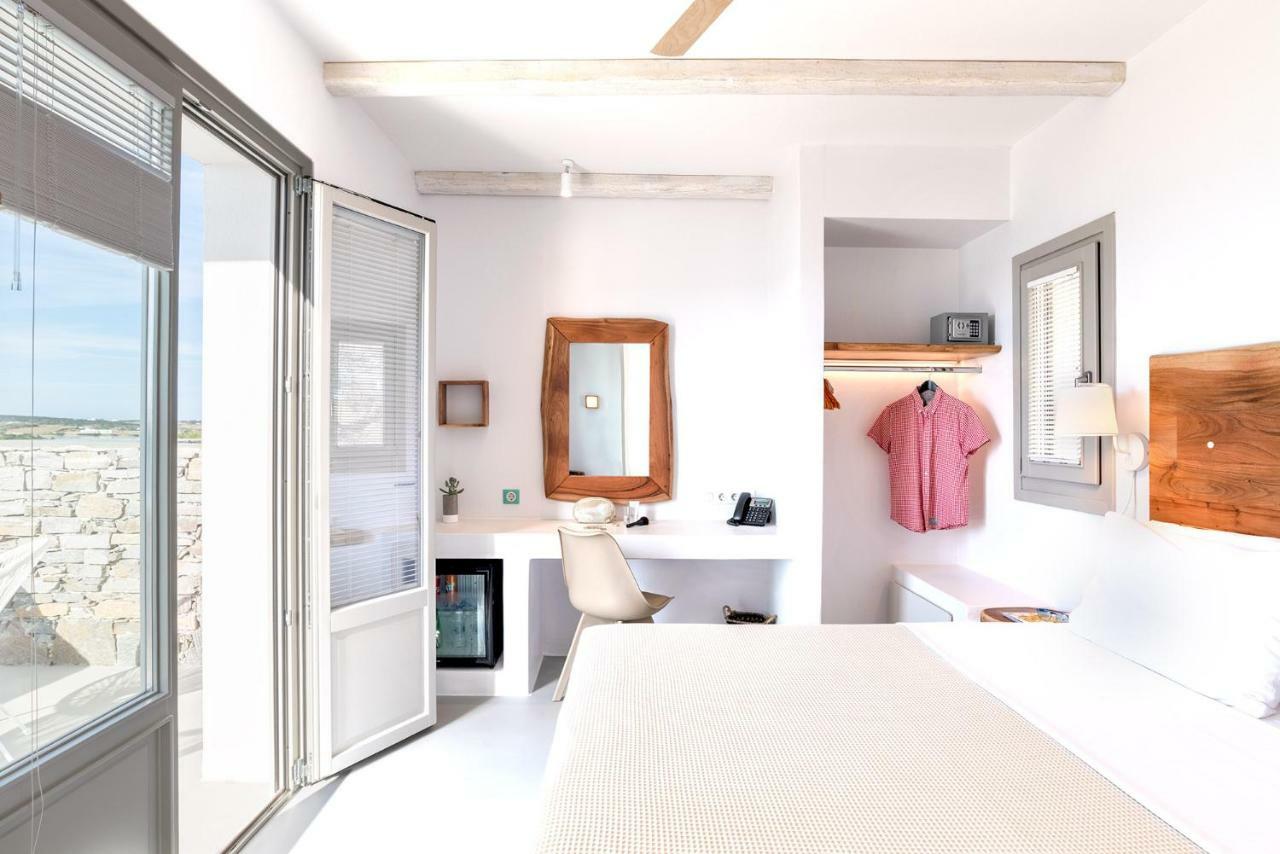 Paros Comfy Suites ナウサ エクステリア 写真