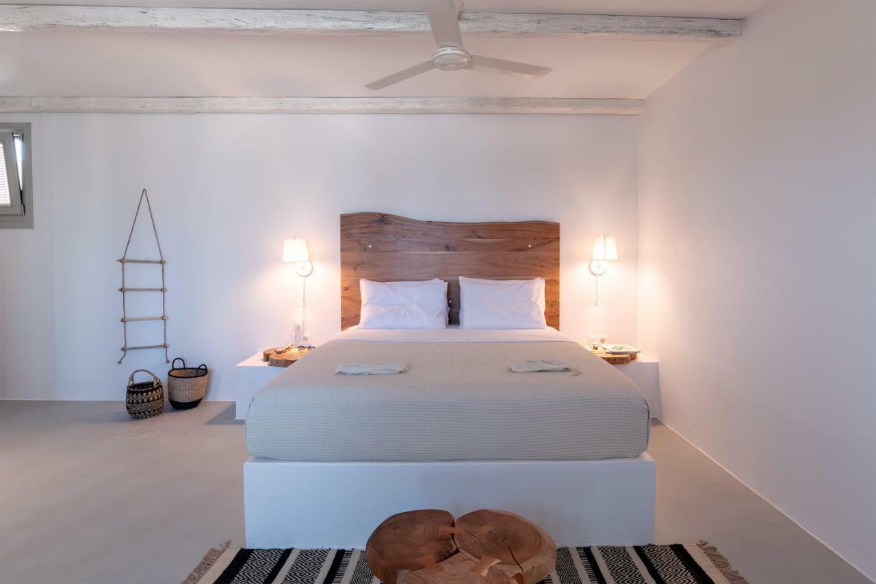 Paros Comfy Suites ナウサ エクステリア 写真