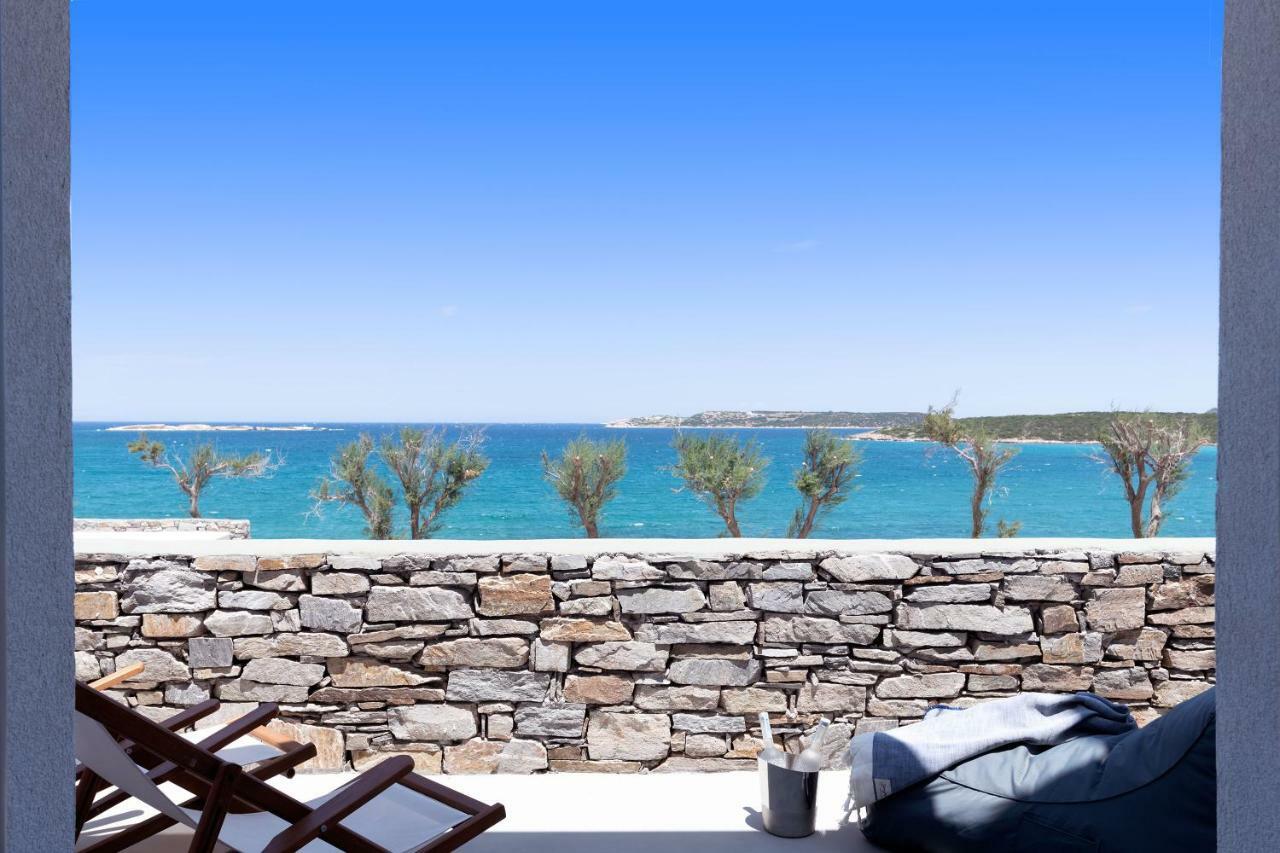 Paros Comfy Suites ナウサ エクステリア 写真