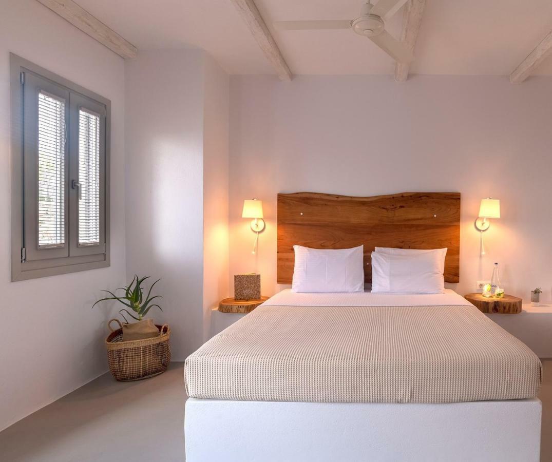 Paros Comfy Suites ナウサ エクステリア 写真